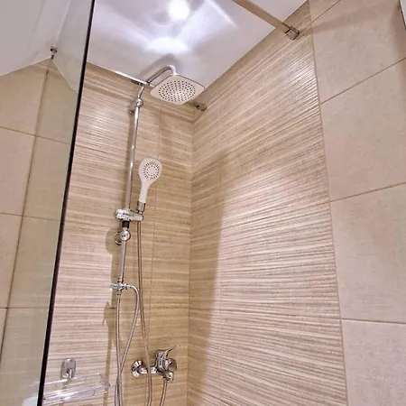 M&f In Corfu Center Apartamento *