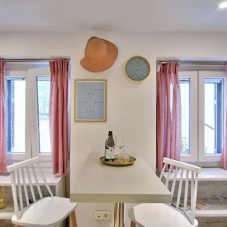 M&f In Corfu Center *